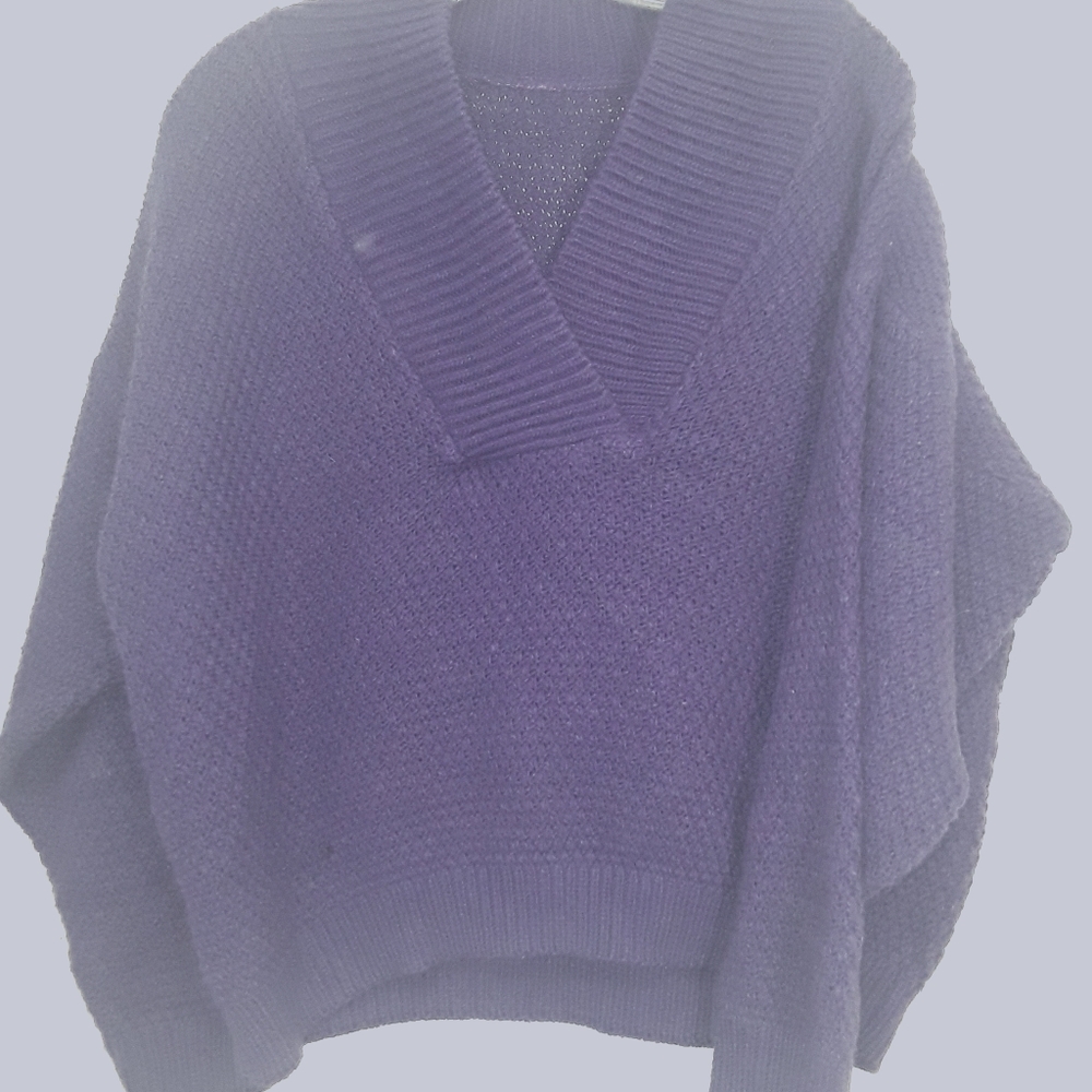Longsleeved cowlneck sweater sz L